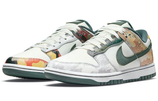 Nike Dunk Low SE "Sail Multi-Camo"