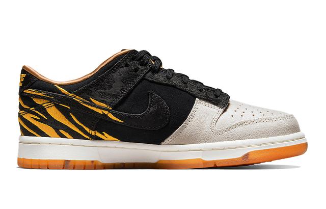 Nike Dunk Low God of Wealth GS