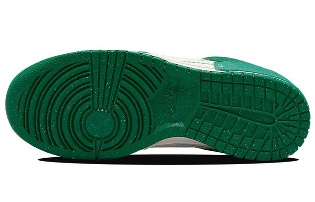 Nike Dunk Disrupt 2 "malachite"