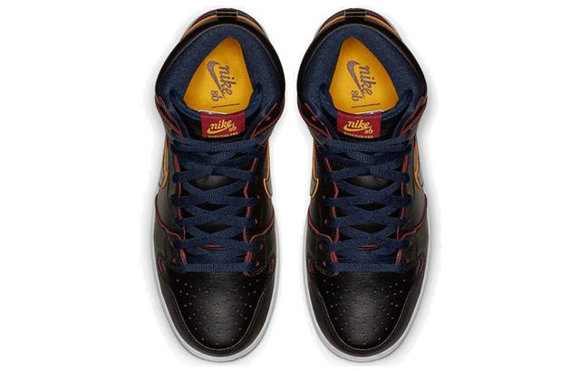 Nike Dunk SB Pro Cavs