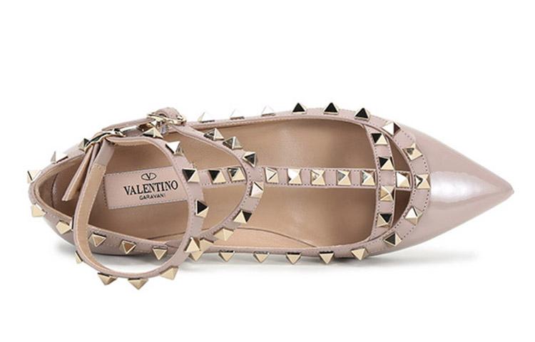 Valentino Rockstud