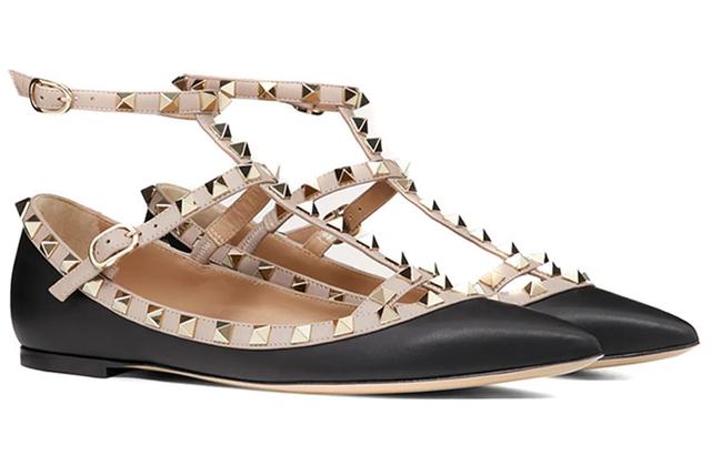 Valentino Rockstud