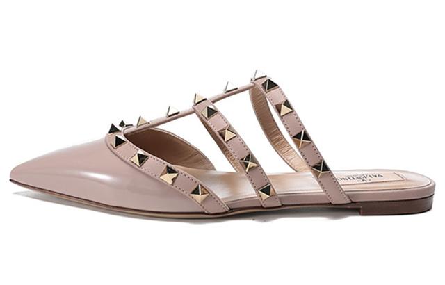 Valentino Rockstud