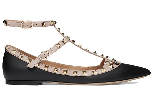 Valentino Rockstud