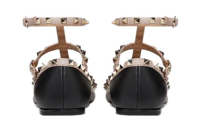 Valentino Rockstud