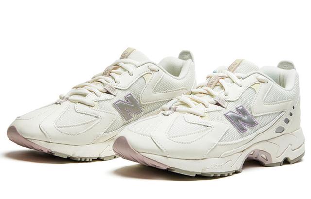 New Balance 828