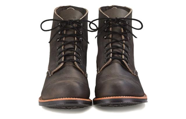 Red Wing D