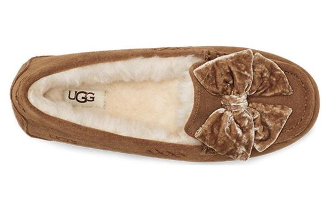 UGG Leisure