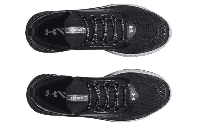 Under Armour UA Charged Phantom Spikeless