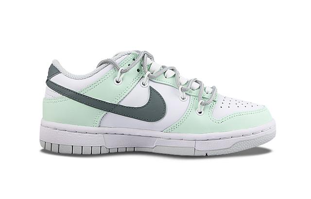 Nike Dunk Low Photon Dust