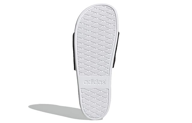 adidas Adilette Comfort Slides