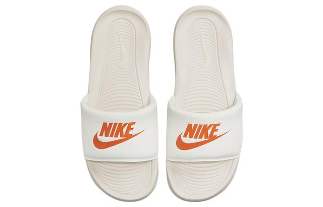 Nike Victori One Slide