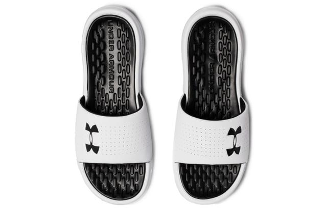 Under Armour Playmaker fixed strap