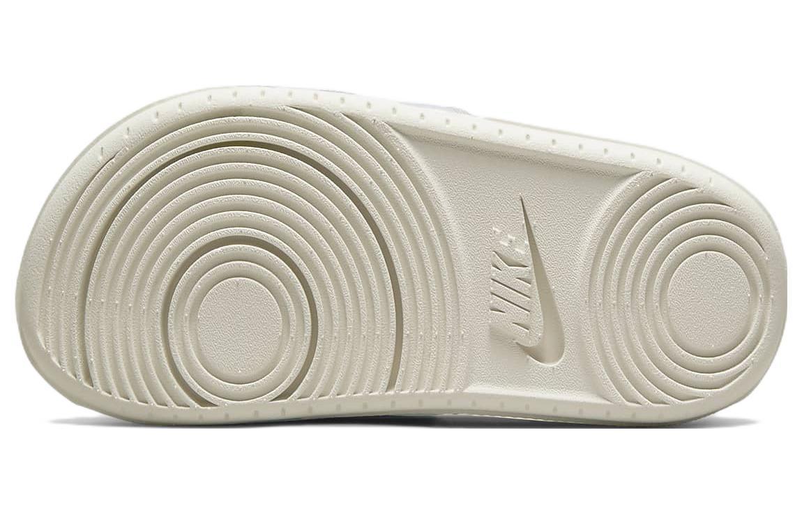 Nike Offcourt Slide