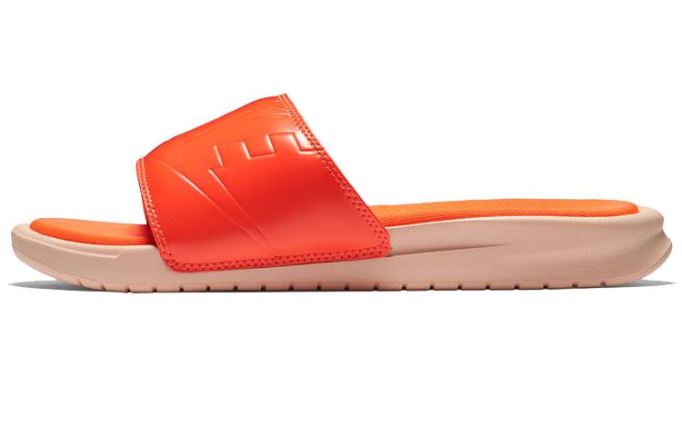 Nike Benassi