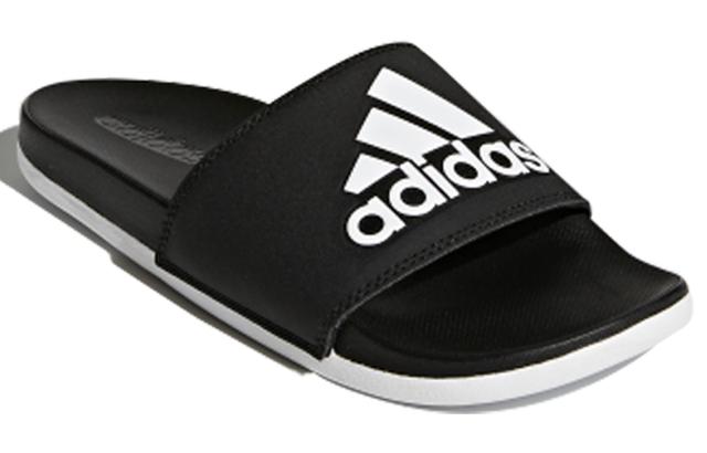 adidas Adilette