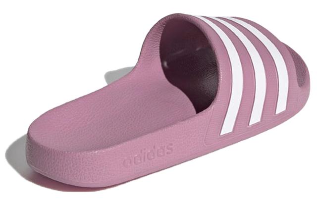 adidas Adilette