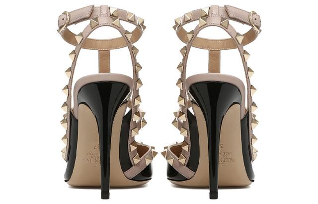 Valentino RockstudGARAVANI