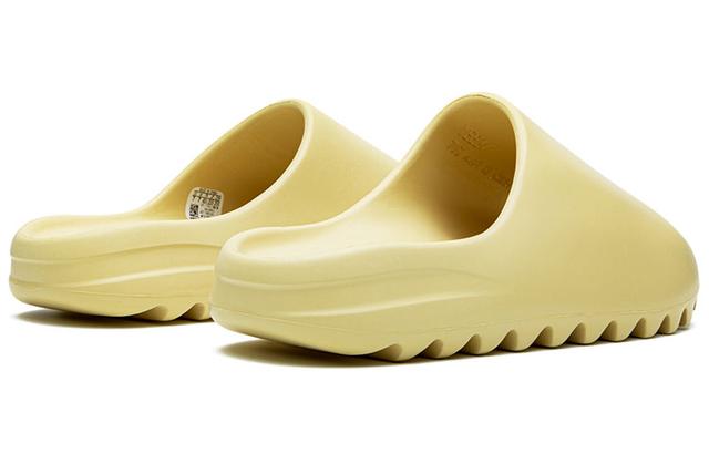 adidas originals Yeezy Slide "sand"