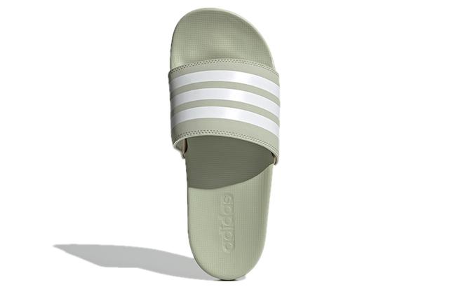 adidas Adilette