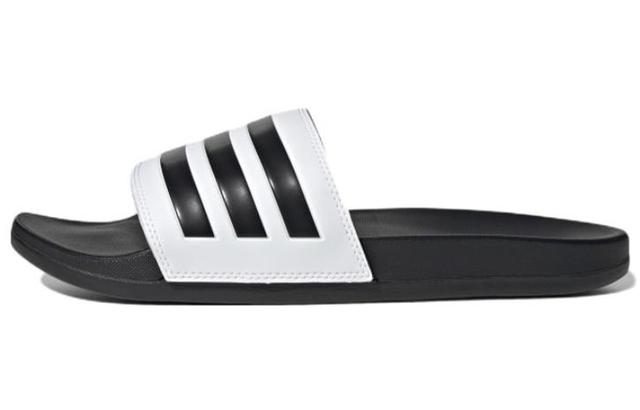 adidas Adilette