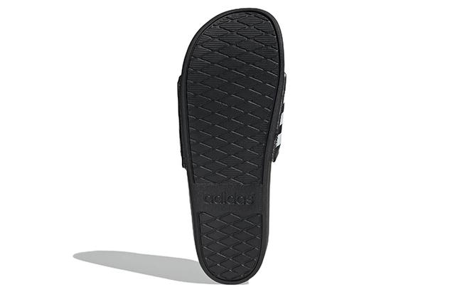 adidas Adilette Comfort Sandals