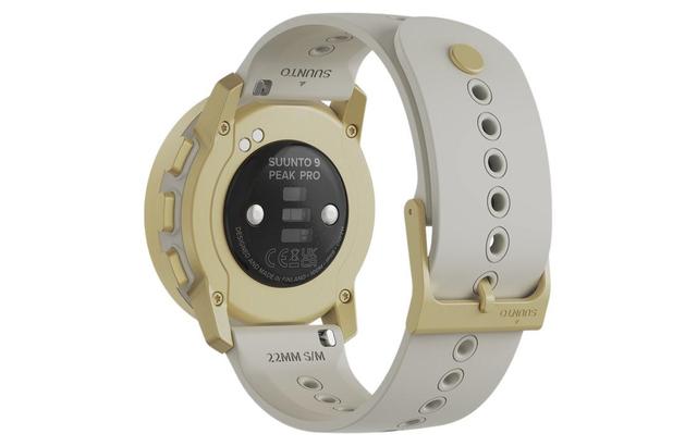 SUUNTO9PeakPro100SS050811000