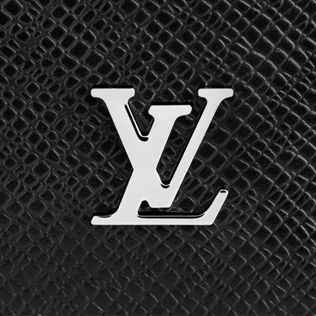 LOUIS VUITTON Brazza Taga Logo