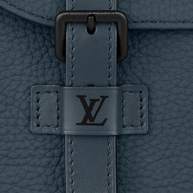 LOUIS VUITTON CHRISTOPHER Taurillon