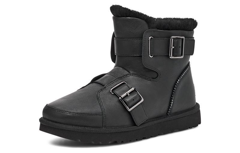 UGG Classic Novelty