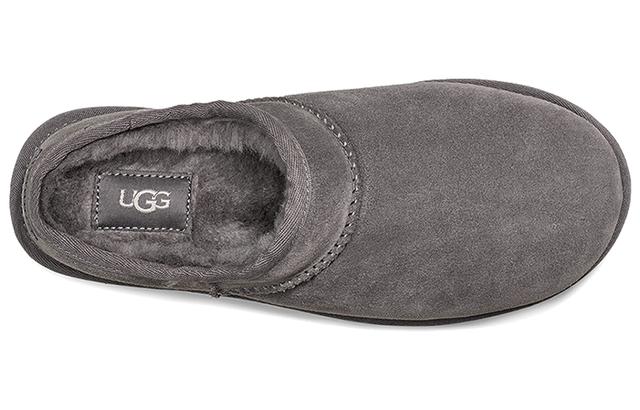 UGG Classic Slipper