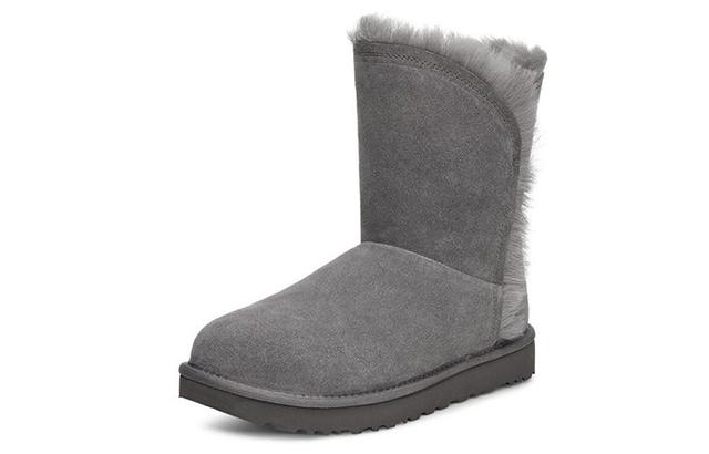 UGG CLASSIC SHORT