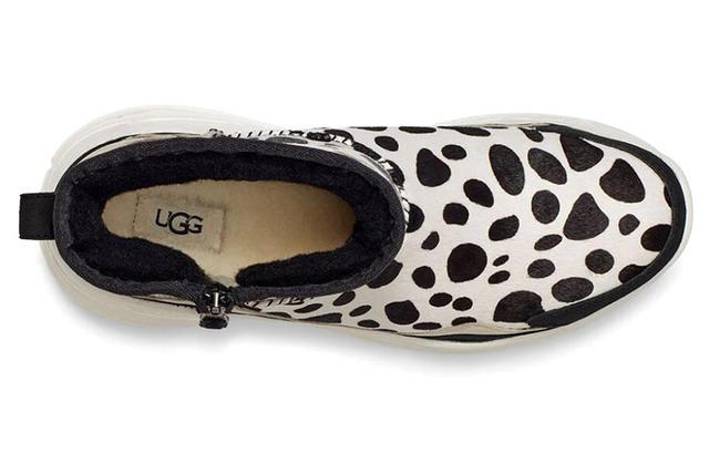 UGG Ca805 Classic Dalmatian