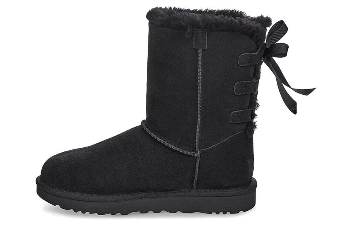 UGG Short Bow Stiefel