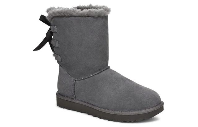 UGG Short Bow Stiefel