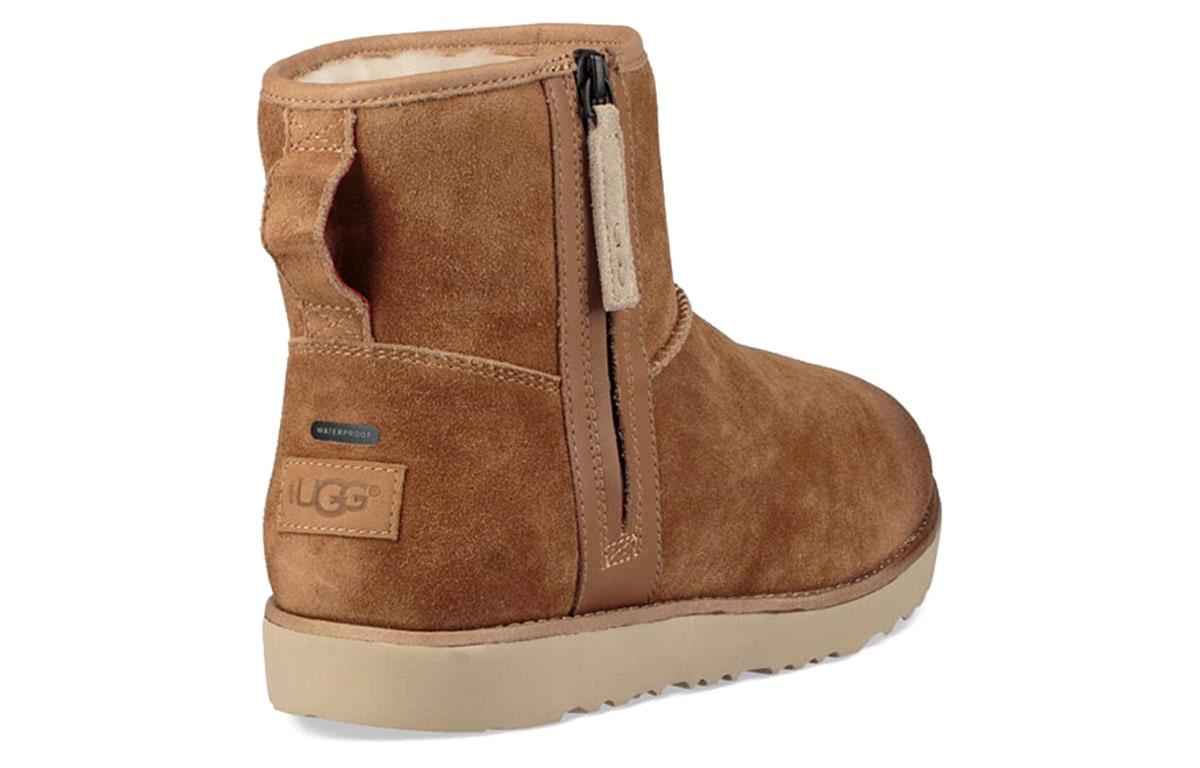 UGG Classic Mini Zip Waterproof