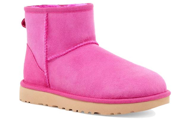 UGG CLASSIC MINI II Boot