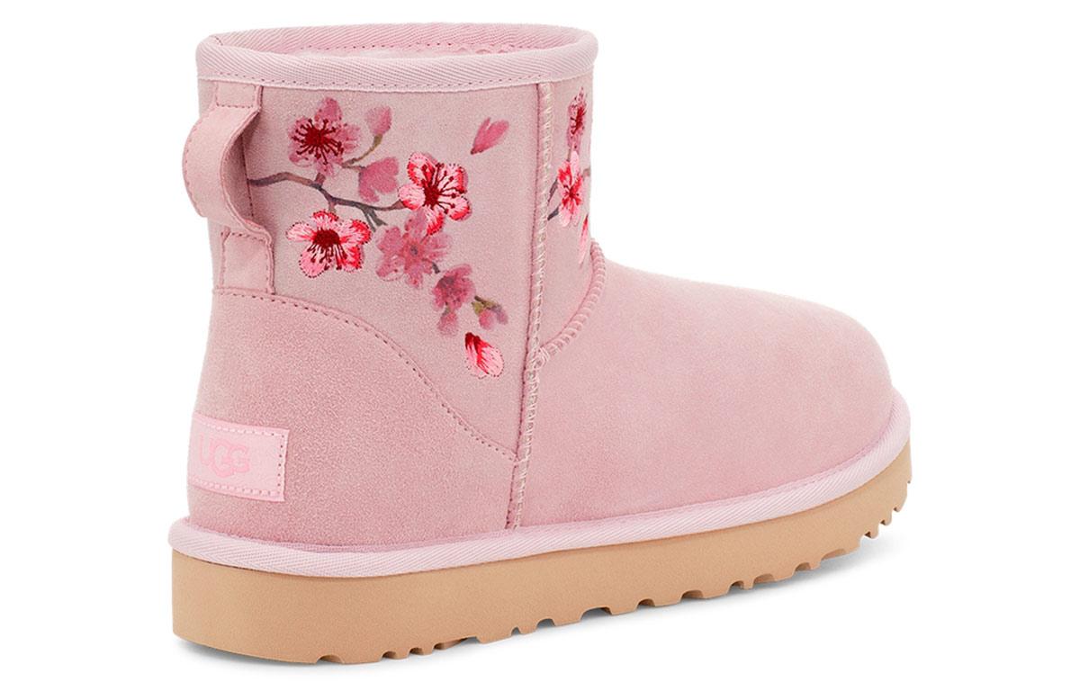 UGG Classic Mini Blossom