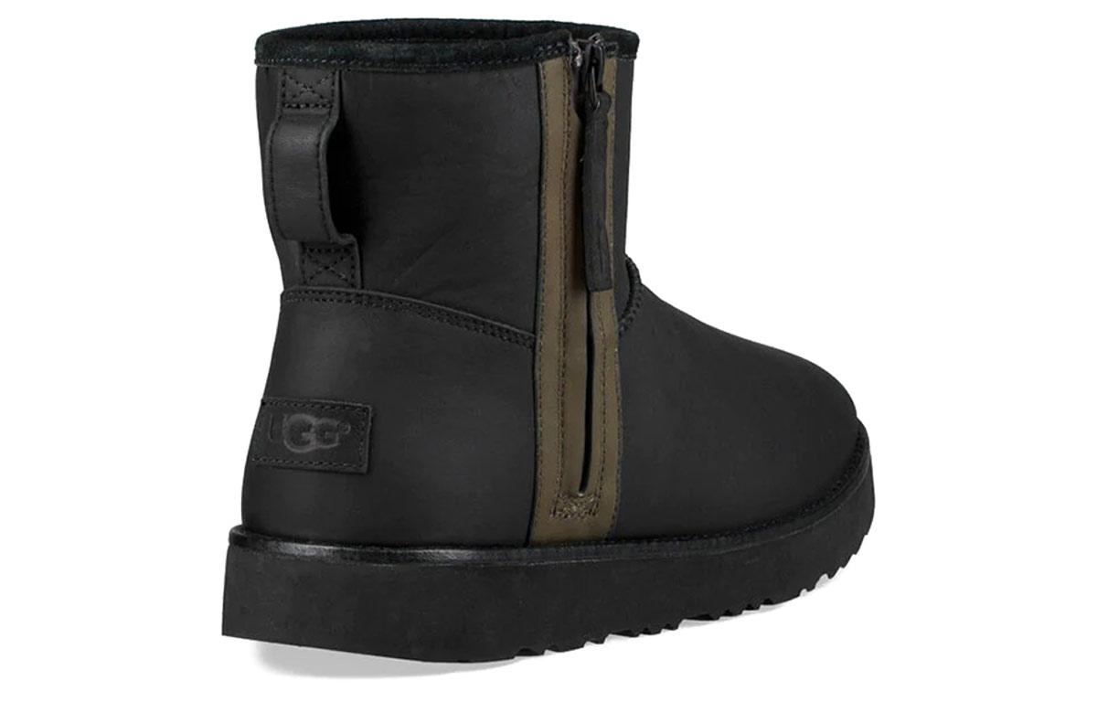 UGG Classic Mini Zip Waterproof