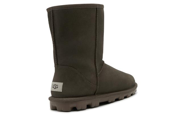 UGG Essential Short II