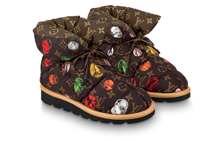 LOUIS VUITTON Pillow