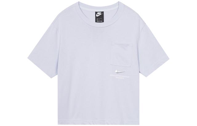 Nike Sportswear Swoosh LogoT