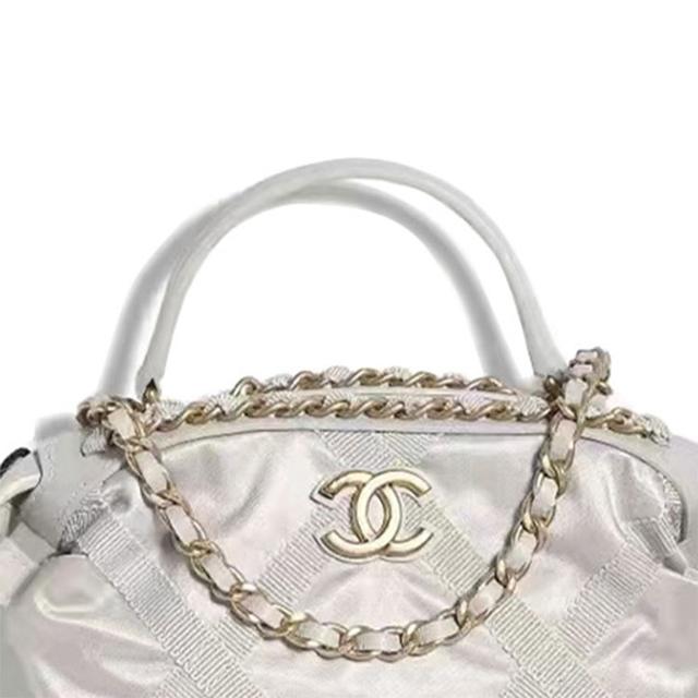 CHANEL Tote