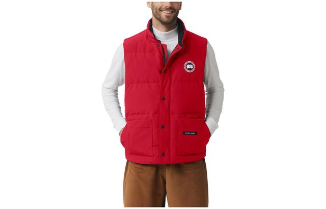 Canada Goose Freestyle crew Logo