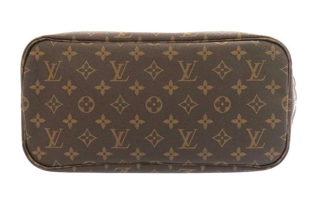 LOUIS VUITTON NEVERFULL MM Tote