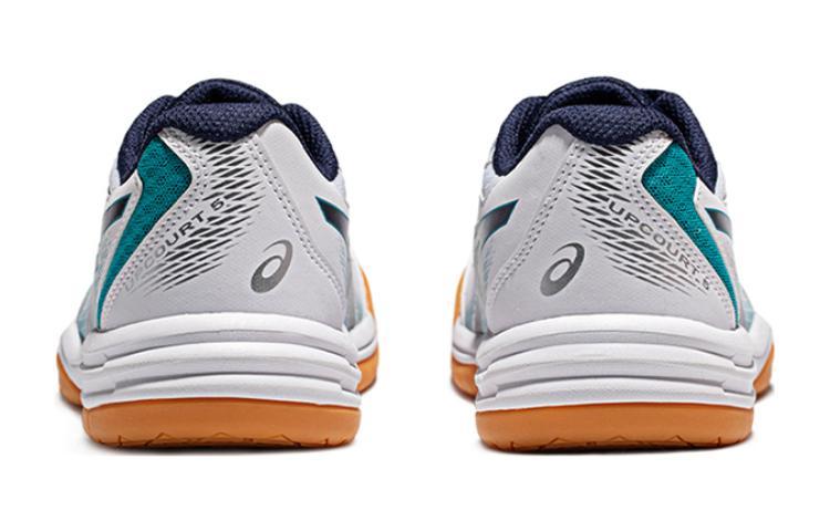 Asics Upcourt 5