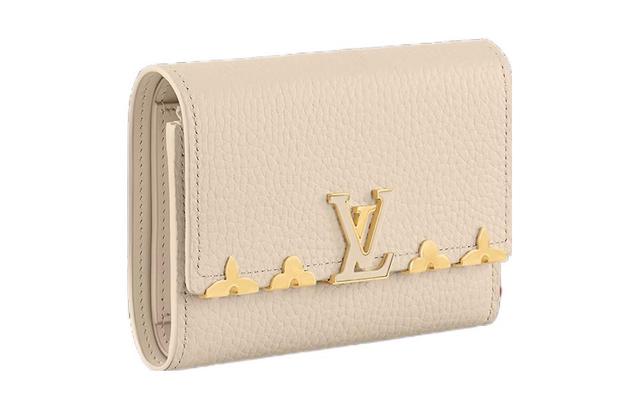 LOUIS VUITTON Portefeuille Capucines Compact