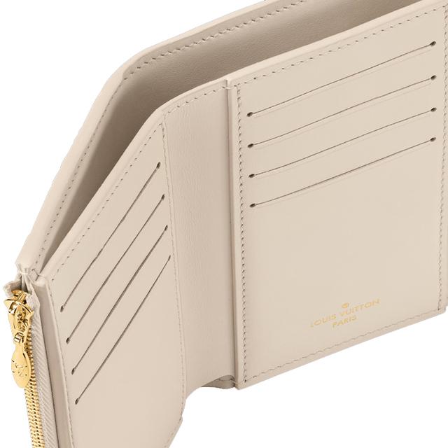 LOUIS VUITTON Portefeuille Capucines Compact