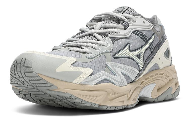 Mizuno Adventure Twe