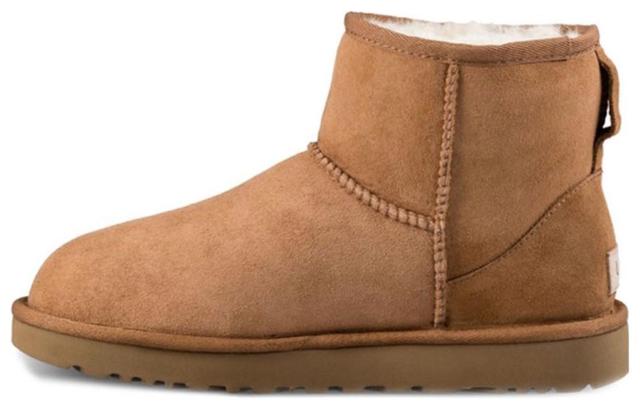 UGG CLASSIC MINI